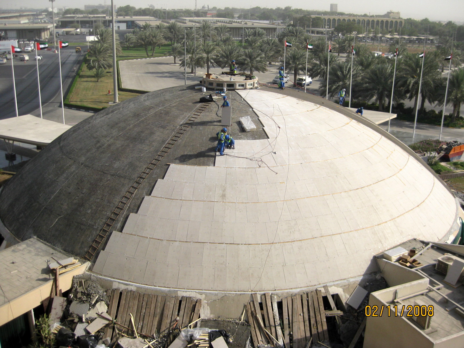 reroofing_123859159.jpg